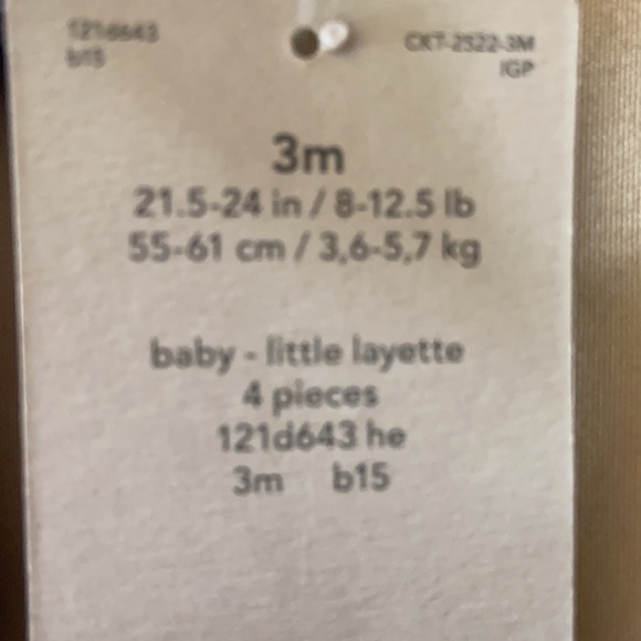 Carter’s All-Star 4 pc Gift set - Picture 3 of 3